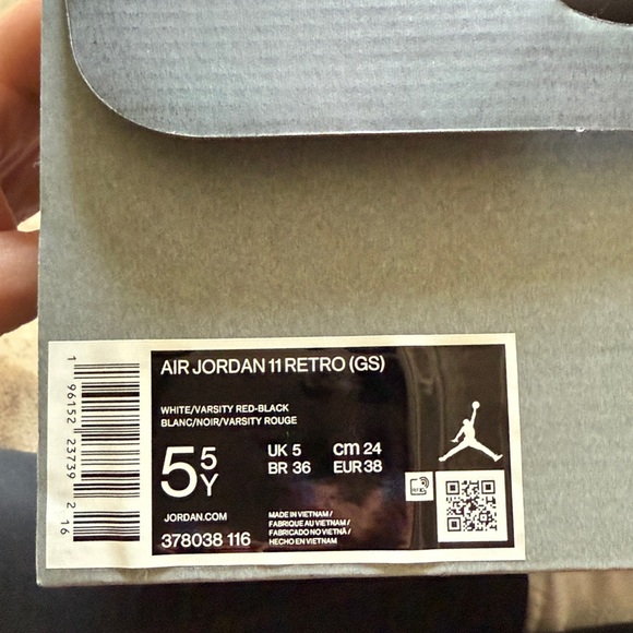 Air Jordan 11 Retro White and Red Sneakers - Picture 6 of 6